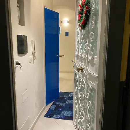 بيت للعطل I Rifugi Blu E Sole Di Neapolis Teatro Antico نابولي