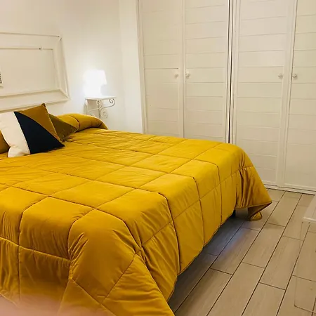 I Rifugi Blu E Sole Di Neapolis Teatro Antico *