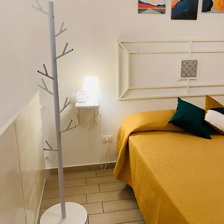 I Rifugi Blu E Sole Di Neapolis Teatro Antico