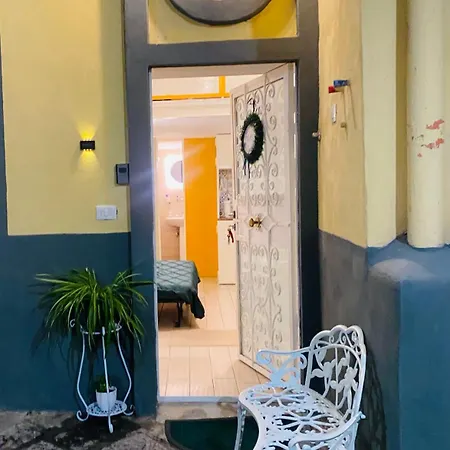 I Rifugi Blu E Sole Di Neapolis Teatro Antico بيت للعطل