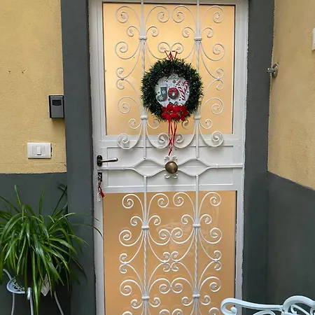 Ferienhaus I Rifugi Blu E Sole Di Neapolis Teatro Antico